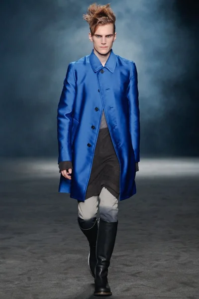 Look 20
